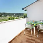 With Parking Space - Donja, Rab - 5060 Апартаменты Супетарска-Драга