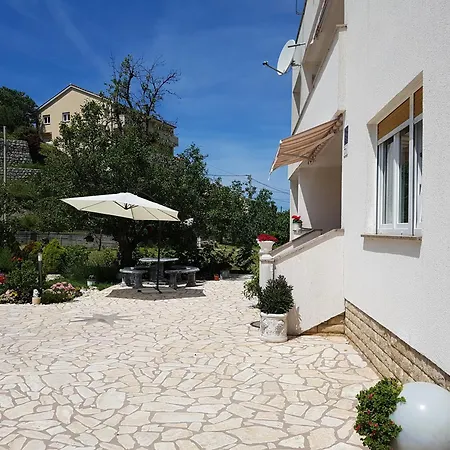Apartments With Parking Space Supetarska Draga - Donja, Rab - 5060 Apartment Supetarska Draga